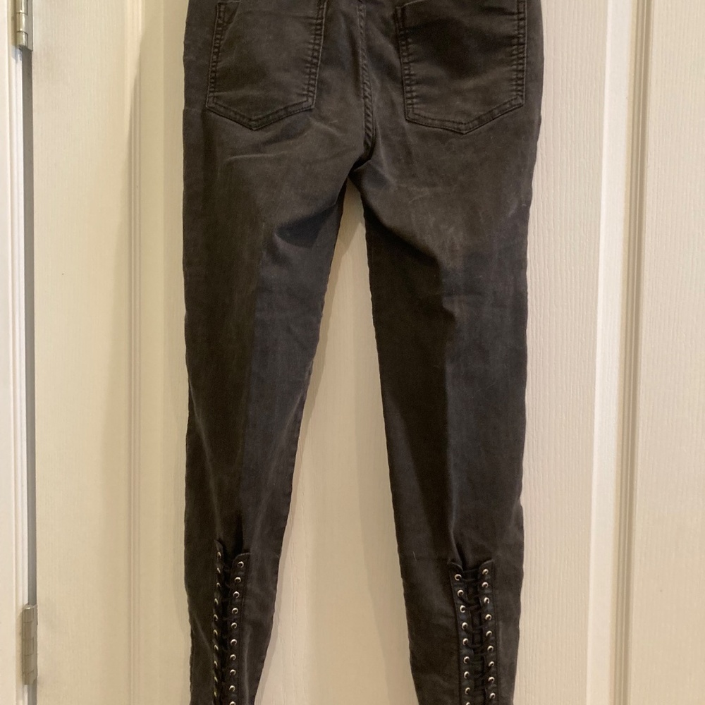 Cache Skinny Jean - Picture 3 of 4